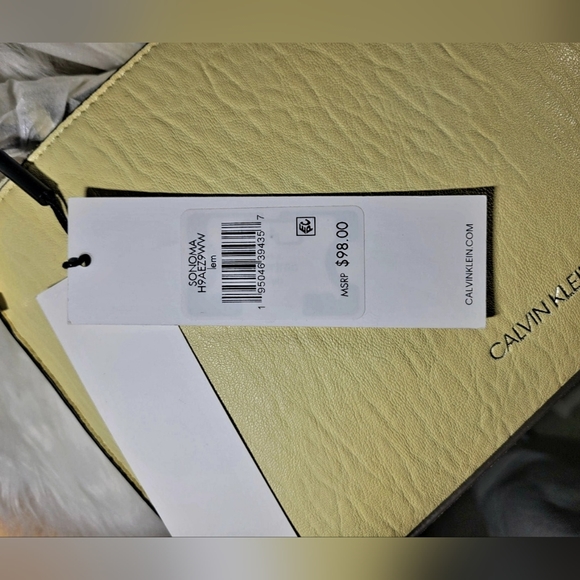 Calvin Klein Crossbody Purse - Picture 2 of 3